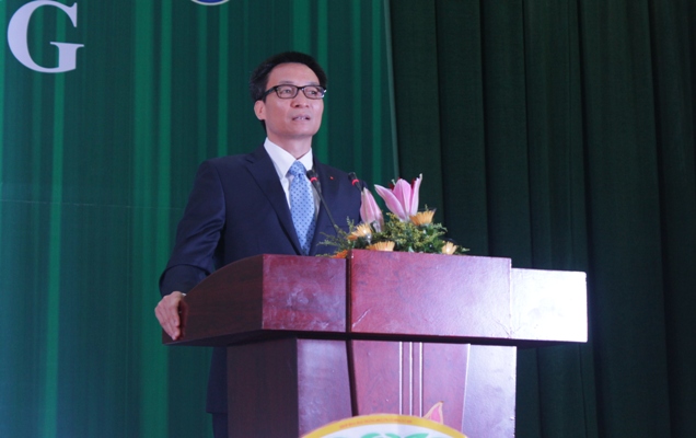 Phó Thủ tướng Vũ Đức Đam dự khai giảng tại Trường ĐH Khoa học Xã hội và Nhân văn